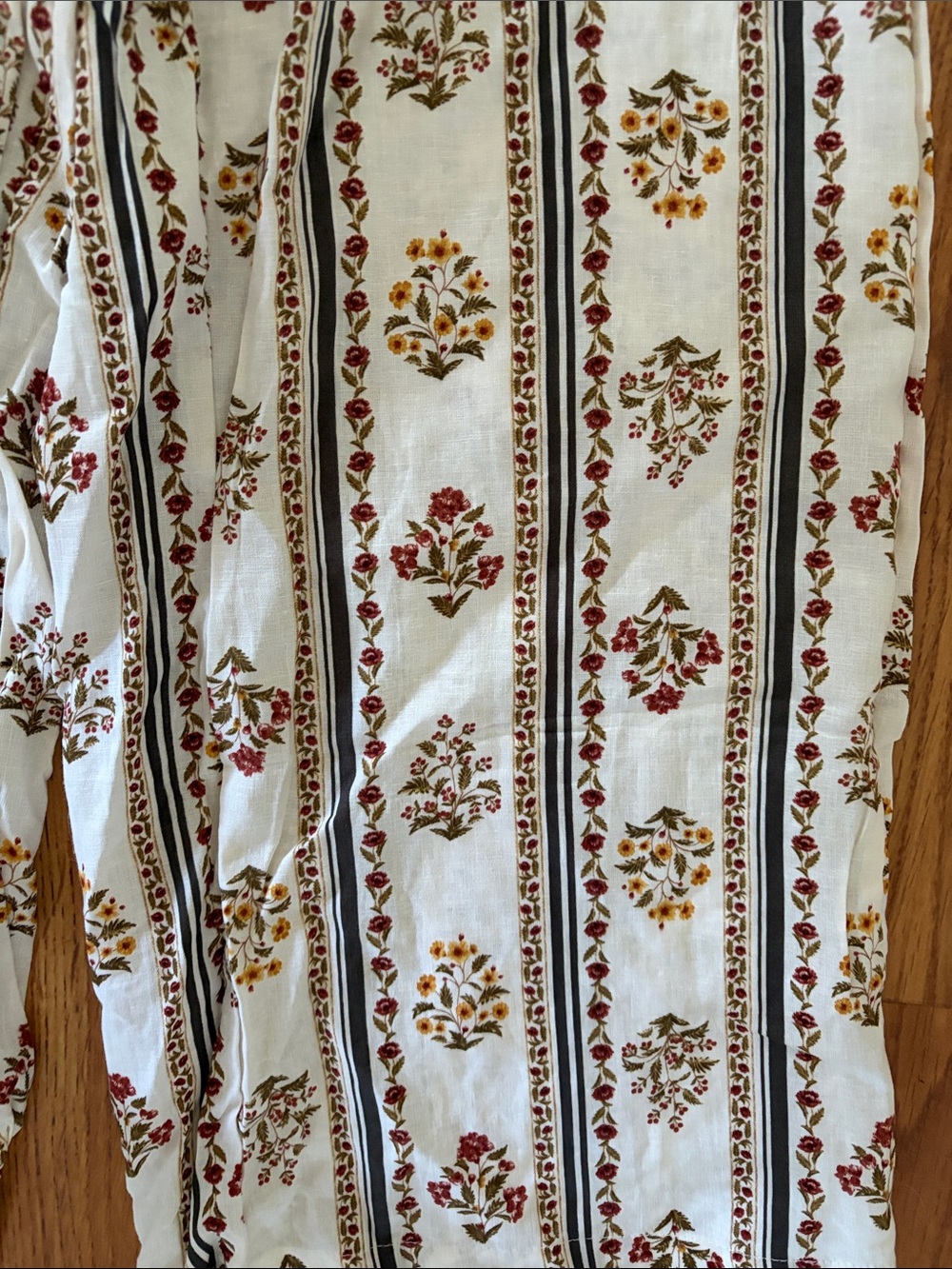 Joie Cream Floral Stripe Wide-Leg Pants Set - Picture 4 of 15